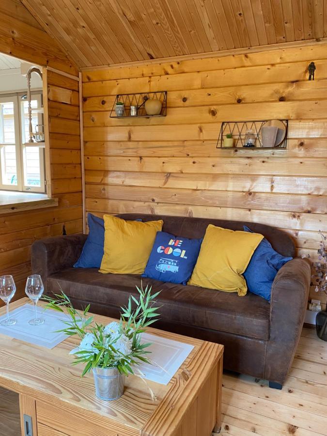 Au Chalet Fleuri Ablon Exteriér fotografie